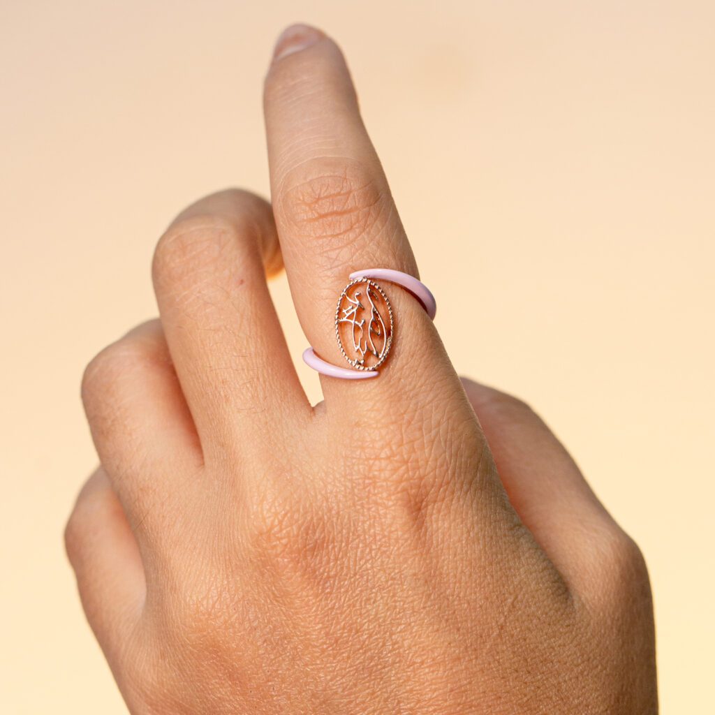 How to Choose the Best Name Ring Design for Your Daughter