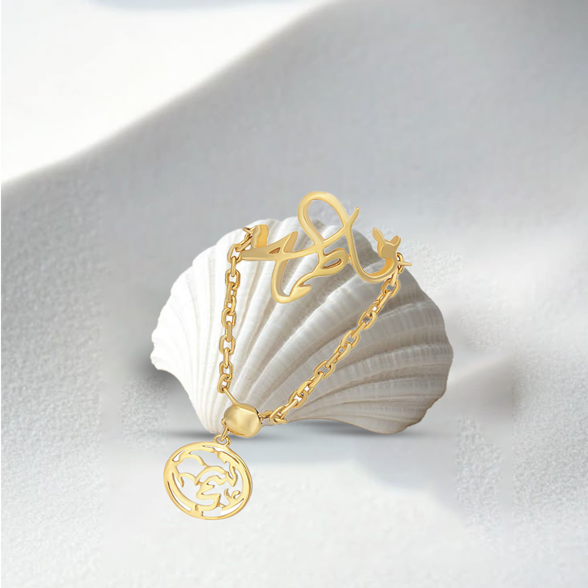 The Pros and Cons of Personalized Name Necklace in Dubai